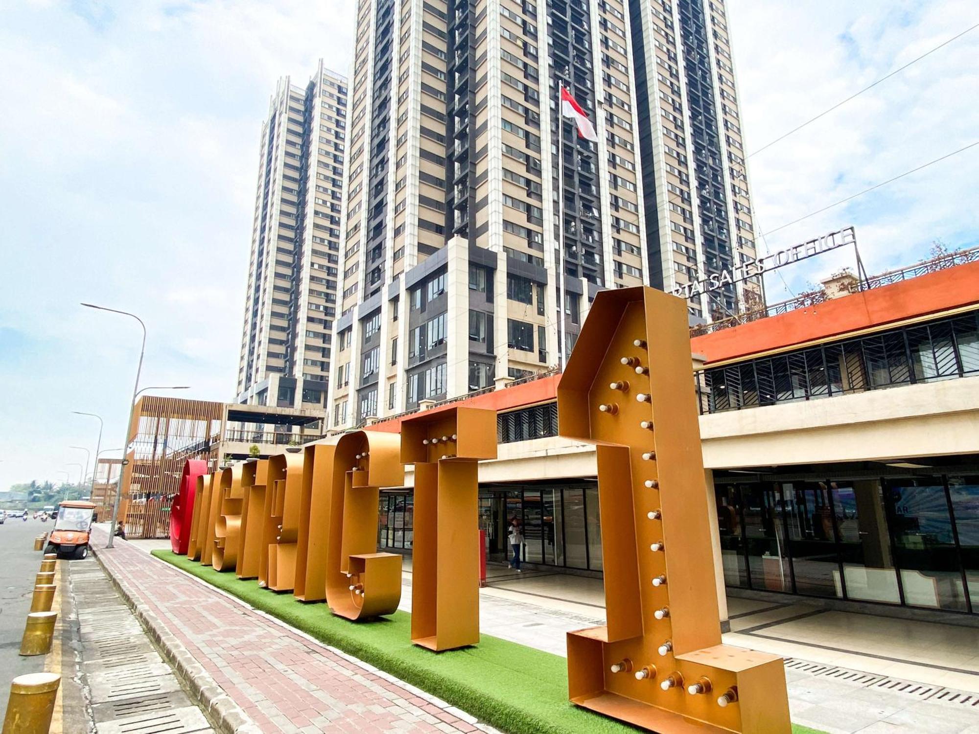 Apartemen And Cozy 3br Meikarta By Travelio